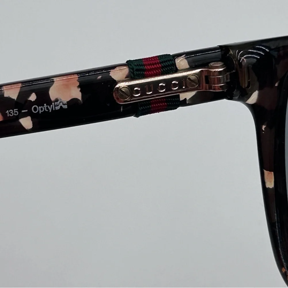 Gucci Women's Tortoiseshell Sunglasses New - Picture 7 of 8